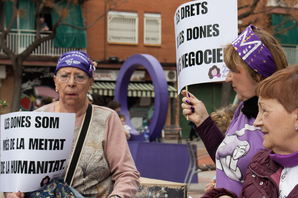 Imatges de la manifestació unitària del 8 de març de 2026 a Badalona
