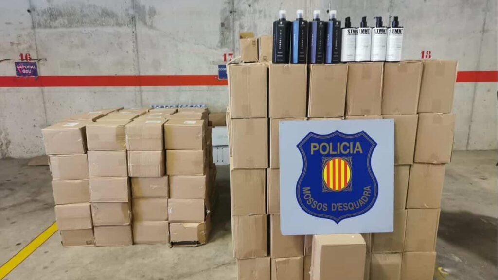 Material confiscat per Mossos