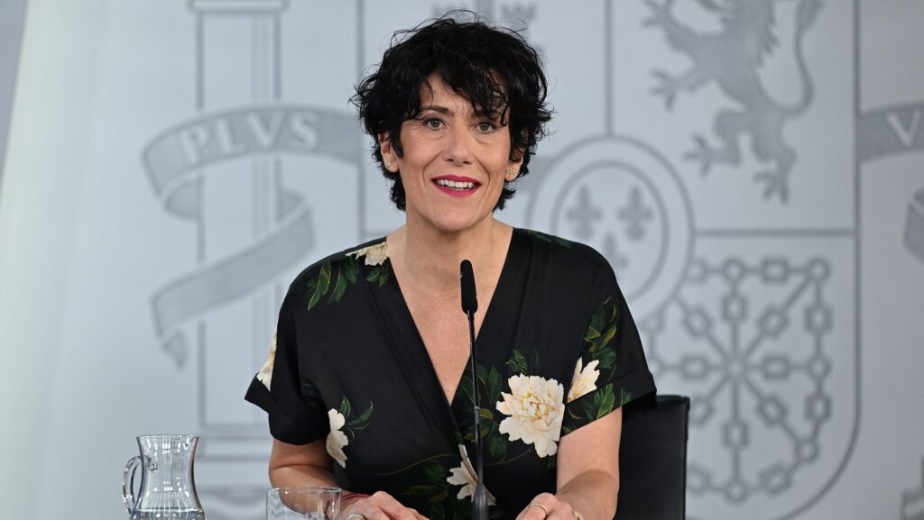
La ministra d'Inclusió, Seguretat Social i Migracions i portaveu del Govern, Elma Saiz, durant la roda de premsa posterior al Consell de Ministres.