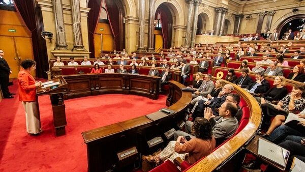 Un pacte entre el PSC, ERC i els Comuns permet la tramitació dels pressupostos del 2026 1 Parlament de Catalunya (Sergi Ramos Ladevesa)